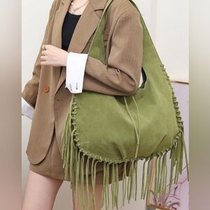 🚨🔥Olive Green Fringe Hobo Bag🔥🚨